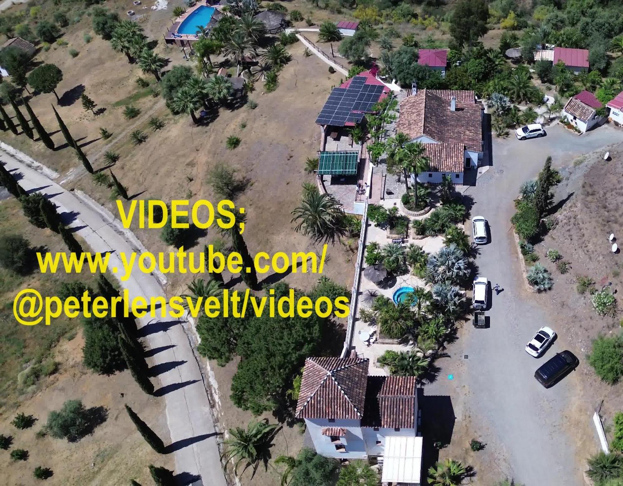 Tiny House 12M2 In Holiday Park With 55 M2 Pool Tolox Esterno foto