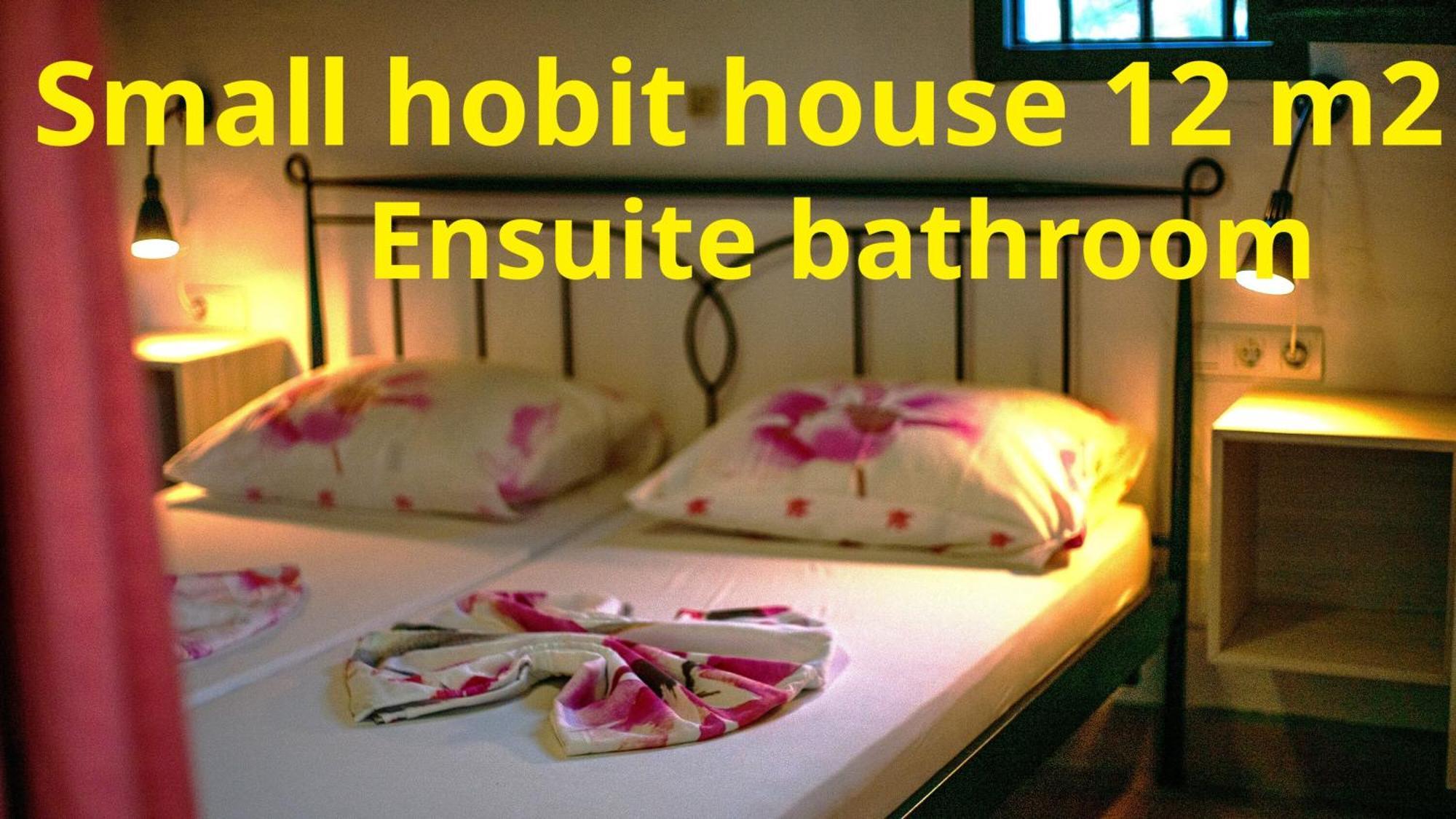 Tiny House 12M2 In Holiday Park With 55 M2 Pool Tolox Esterno foto