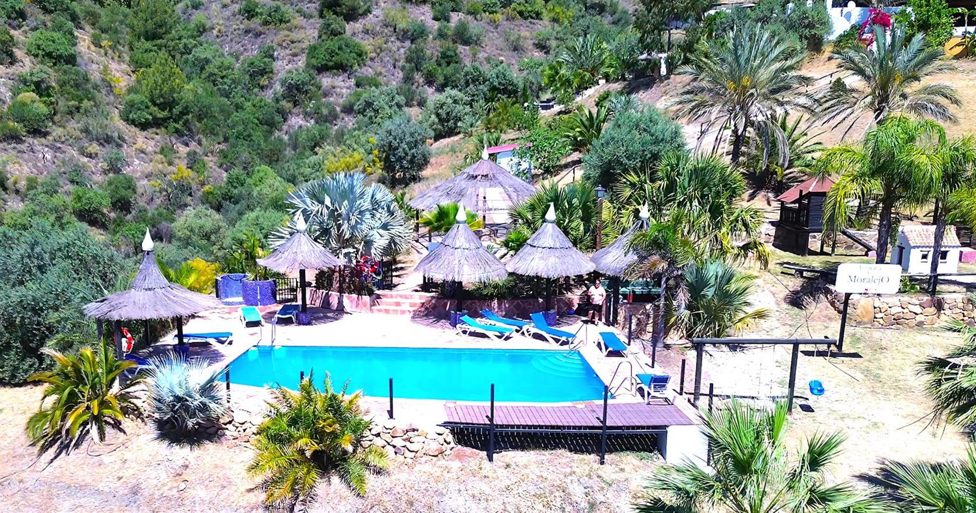 Tiny House 12M2 In Holiday Park With 55 M2 Pool Tolox Esterno foto
